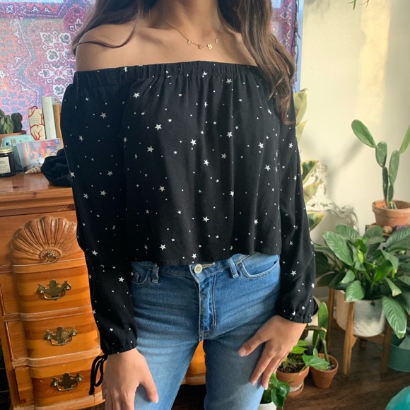 Kendall & Kylie Tops - Off the shoulder top